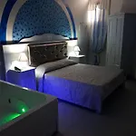Metro Hotel