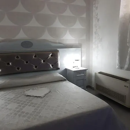 Metro Hotel